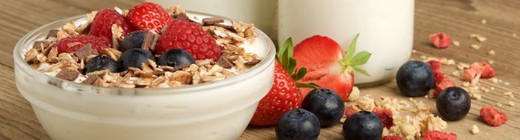 ¿Tiras el líquido del yogur? ¡Hoy te contamos por qué no deberías hacerlo!